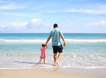 ANCHE AL MARE FAI ATTENZIONE ALLA SALUTE DEI TUOI OCCHI